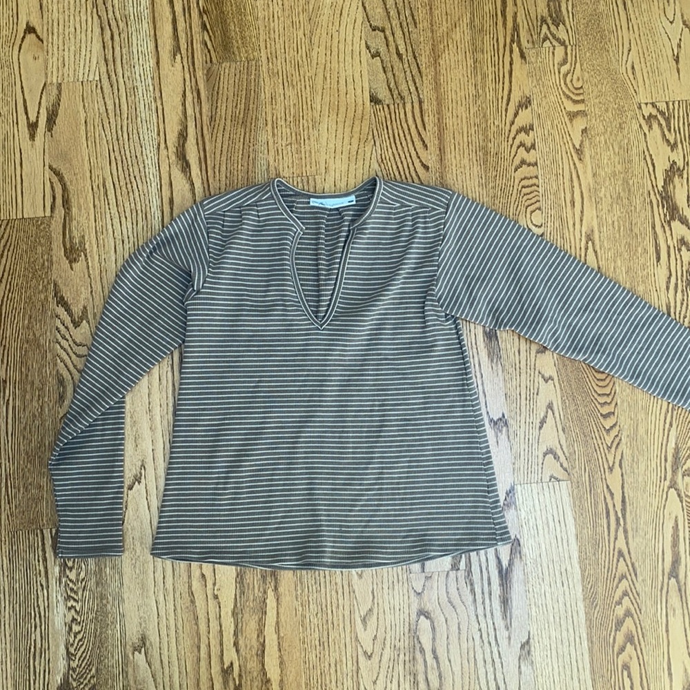 Long sleeve V-neck striped shirt